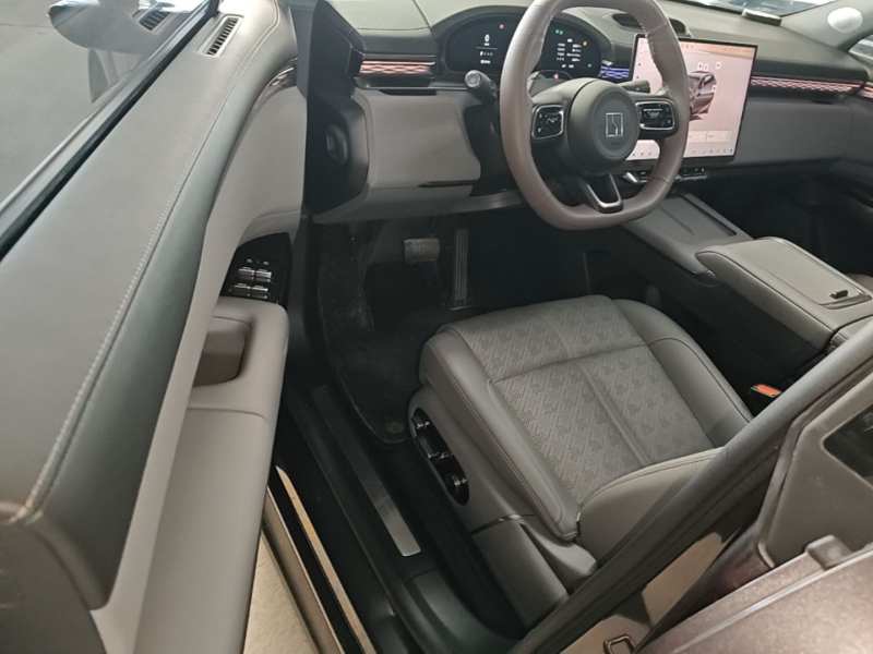 Used Zeekr 7X 2025 100 kWh Long-Range Rear-Wheel Drive with Intelligent Driving Features — 15