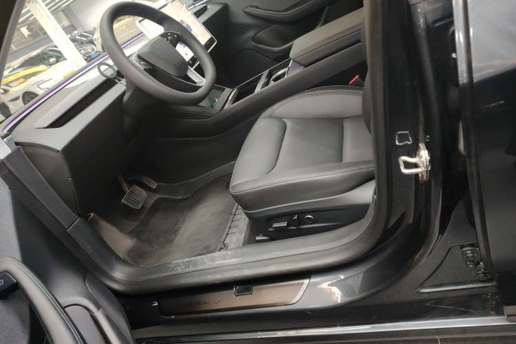 Used Tesla Model 3 2023 Rear-Wheel-Drive Version