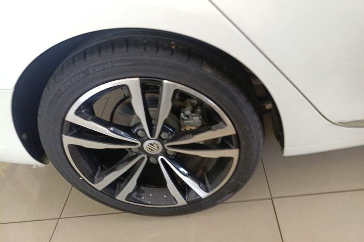 Used MG 6 2018 20T Automatic Trophy Premium Internet Edition China VI Standard