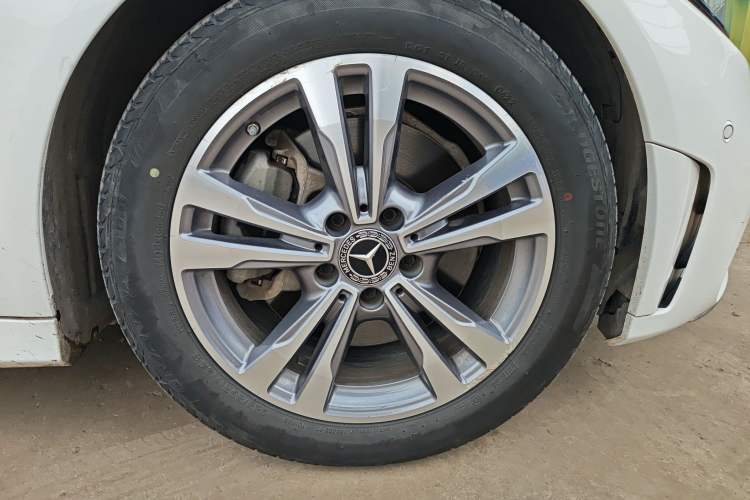 Used Mercedes-Benz C-Class 2020 Updated C 200 L Fashion Edition
