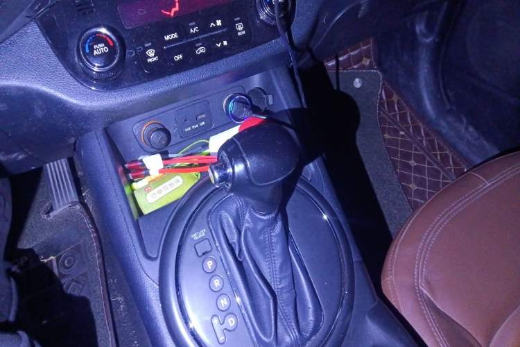 Used Kia Sportage R 2012 2.0L Automatic Two-Wheel Drive GLS
