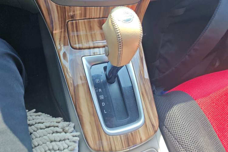 Used Nissan Sylphy 2014 1.6XV CVT Deluxe Edition
