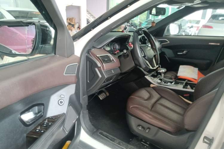 Used Land X7 2016 2.0T Panoramic Deluxe Edition