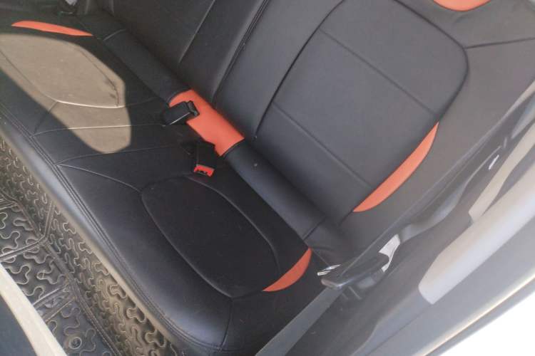 Used Wuling Hongguang MINIEV 2020 Lite Version Lithium Iron Phosphate Left Rear Seat