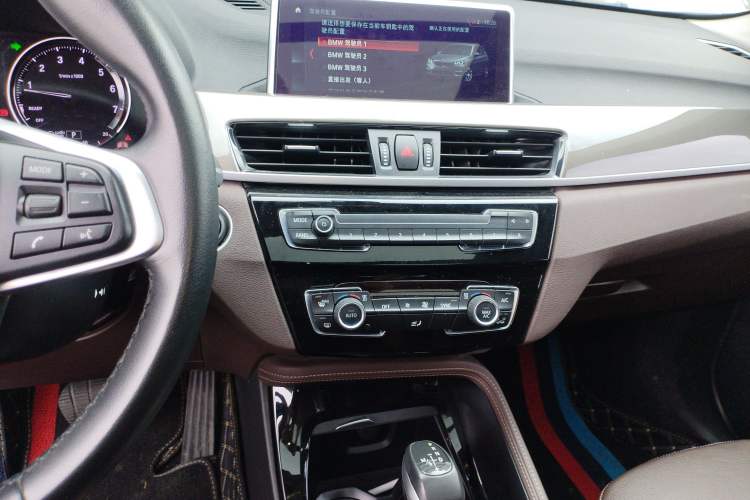 Used BMW X1 2019 xDrive20Li Luxury Model Audio And AC Panel