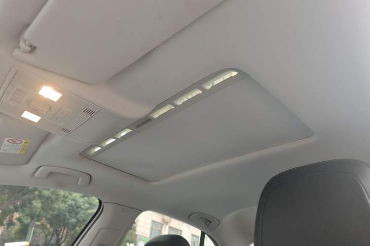 Used Volkswagen Bora 2016 1.6L Automatic Comfort Model
