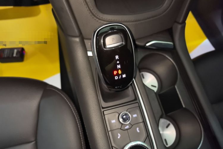 Used Cadillac XT5 2021 28T Luxury Model Gear Lever