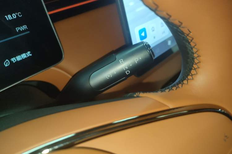 Used GAC Trumpchi Xiangwang S7 2025 180km Ultra All-Wheel Drive LiDAR Edition Gear Lever