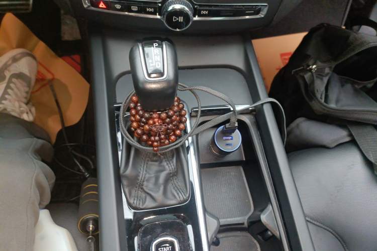 Used Volvo XC60 2019 T5 4x4 Smart Edition China V Standard