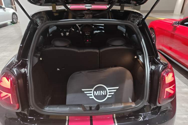 Used MINI 2022 Updated 1.5T COOPER Classic Edition