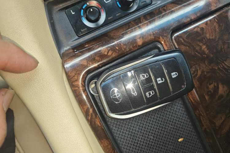 Used Toyota Alphard 2021 Dual-Engine 2.5L Luxury Edition