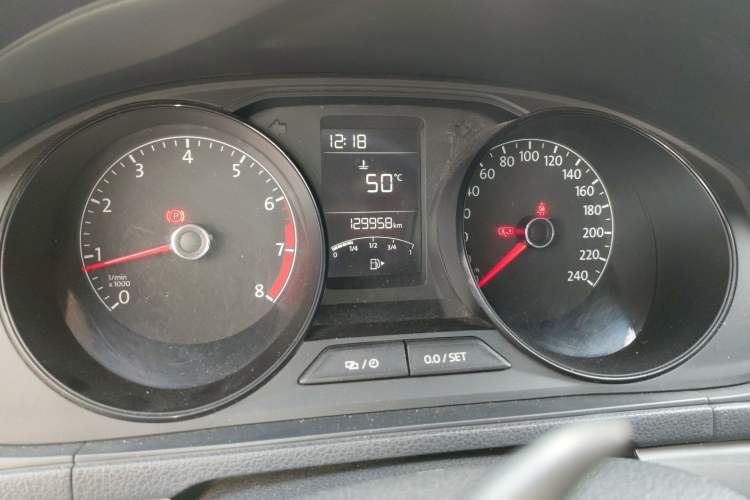 Used Volkswagen Gran Lavida 2015 1.6L Manual Fashion Edition