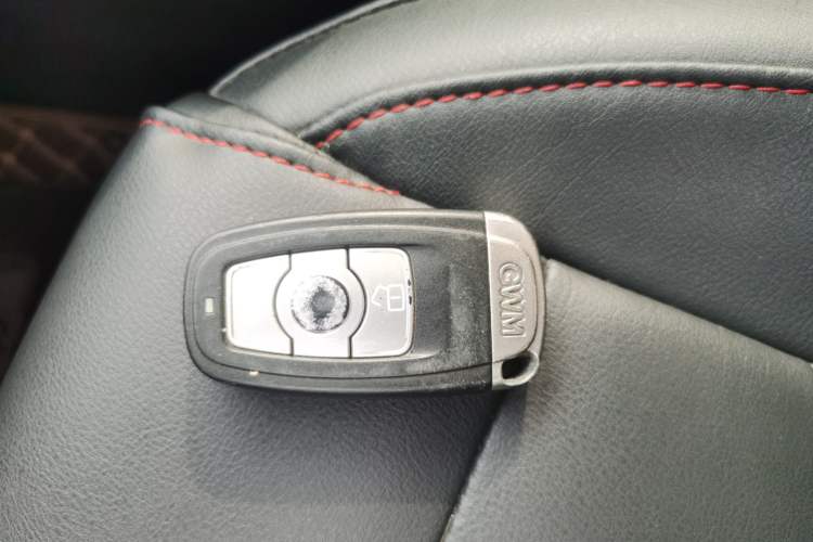 Used Haval H6 2017 Blue Label Sport Edition 1.5T Automatic Two-Wheel Drive Luxury Model Interior 1