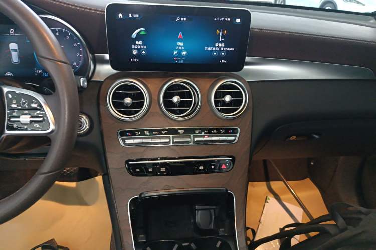 Used Mercedes-Benz GLC 2022 Refreshed GLC 300 L 4MATIC Dynamic Edition
