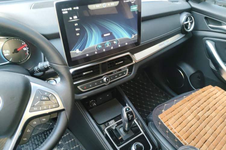 Used BYD Song New Energy 2019 Song EV500 Smart Connect Luxe Model Audio And AC Panel