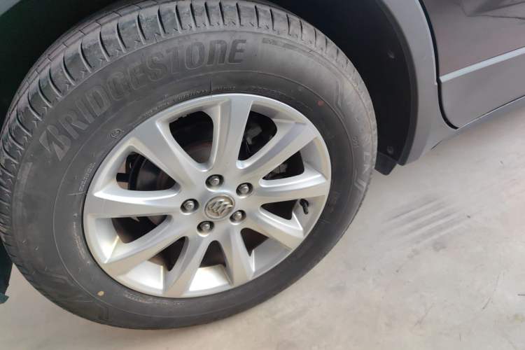 Used Buick Envision 2018 20T Two-Wheel-Drive Leading Model