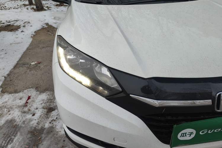 Used Honda Vezel 2017 1.8L CVT Front-Wheel Drive Pioneer Edition