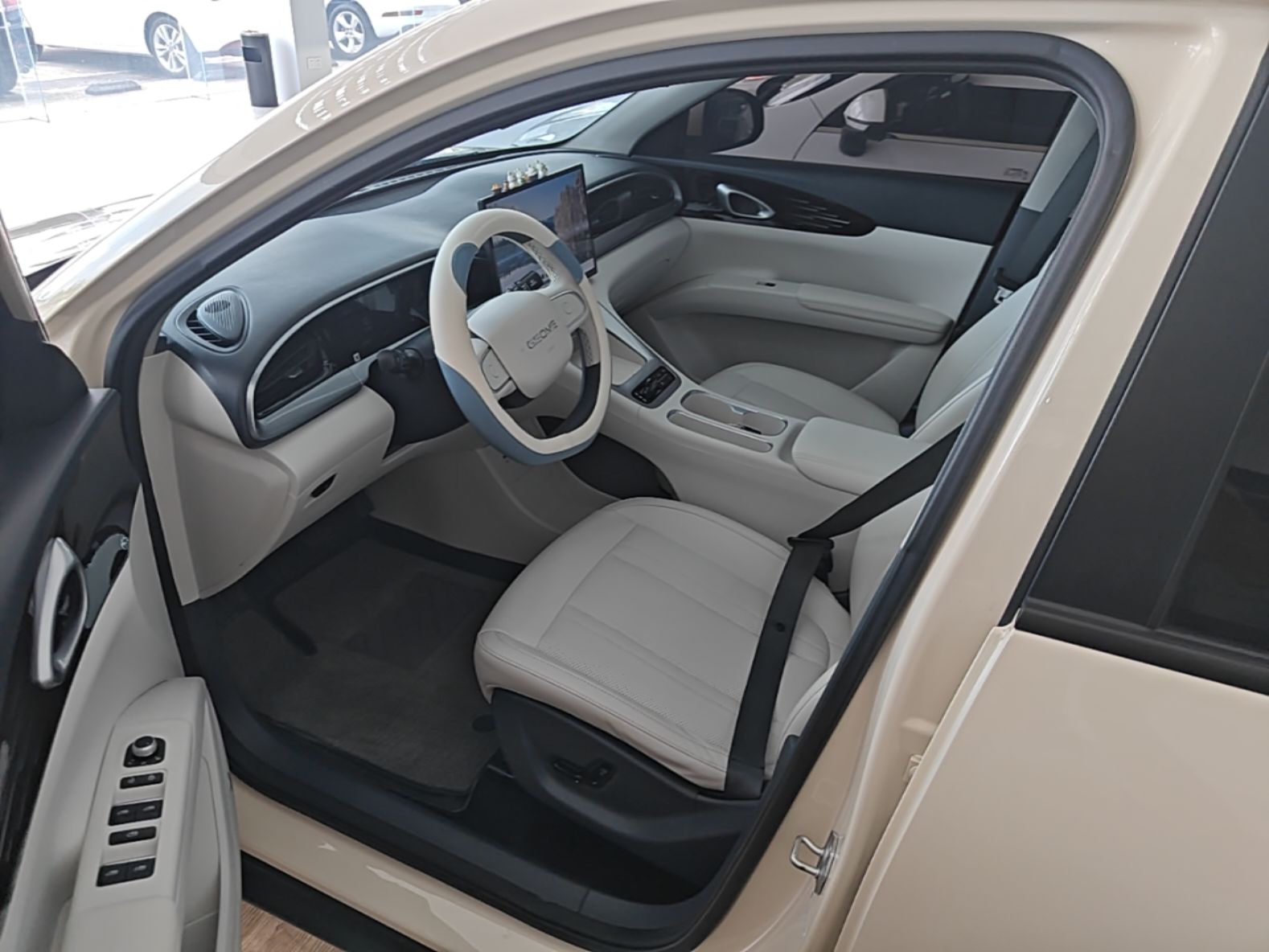 Geely Galaxy Geome 2025 UP 410km Exploration Edition — снимка 17