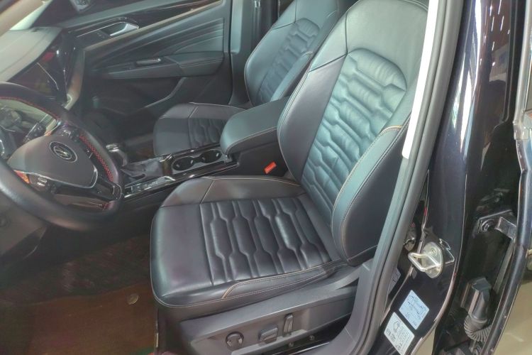 Used Volkswagen Passat 2020 Facelift 330TSI Elite Edition China VI Standard
