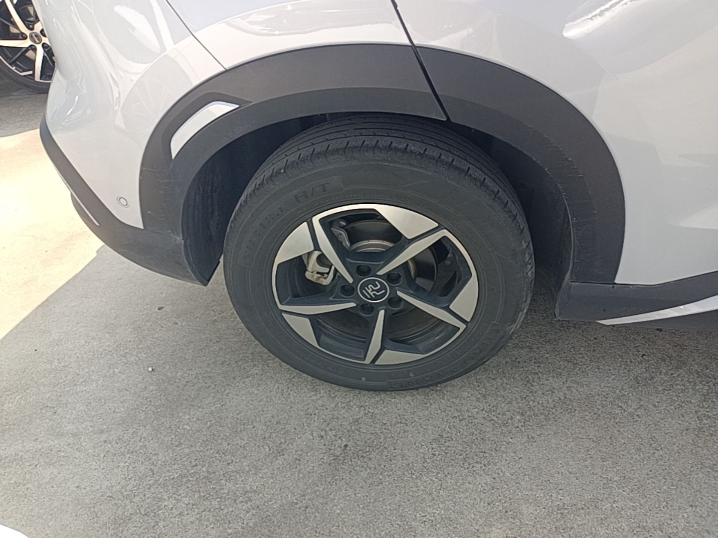 BYD Yuan UP 2025 Intelligent Driving Version 401 km Beyond-Range Edition — снимка 11