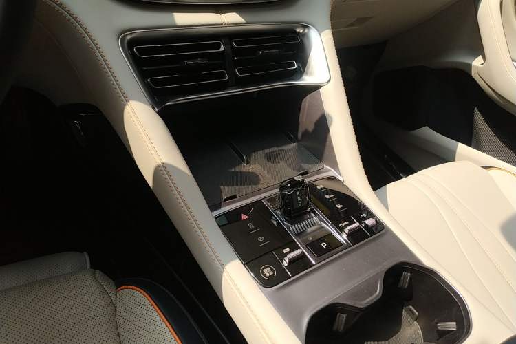 Used BYD Song PLUS New Energy 2024 Honor Edition EV 520km Premium Model