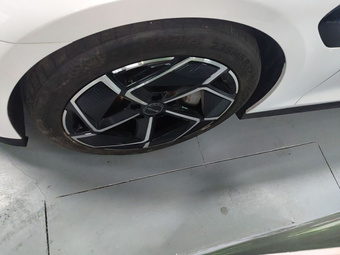 BYD Seal 2022 700 km Long-Range Rear-Wheel-Drive Version — снимка 10
