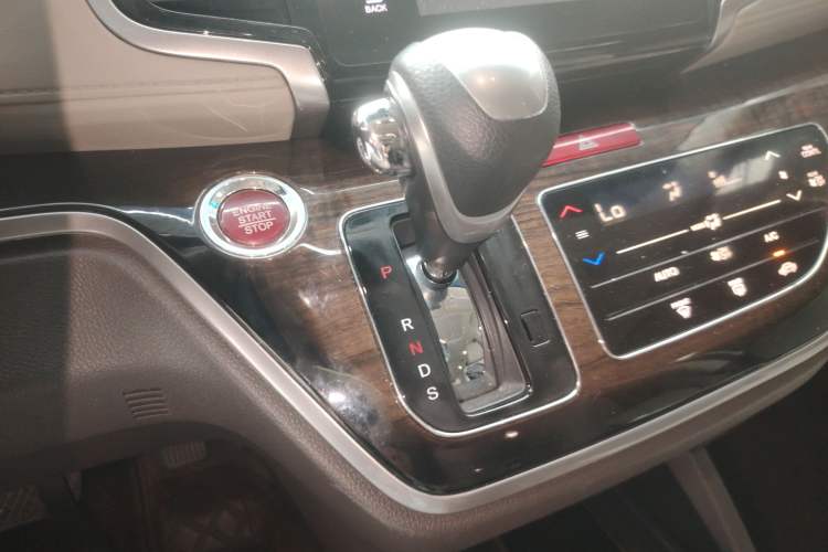 Used Honda Odyssey 2017 2.4L Luxury Edition