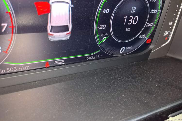 Used Volkswagen Tiguan L 2024 330TSI Automatic Two-Wheel Drive R-Line Enhanced Edition Odometer Close Up