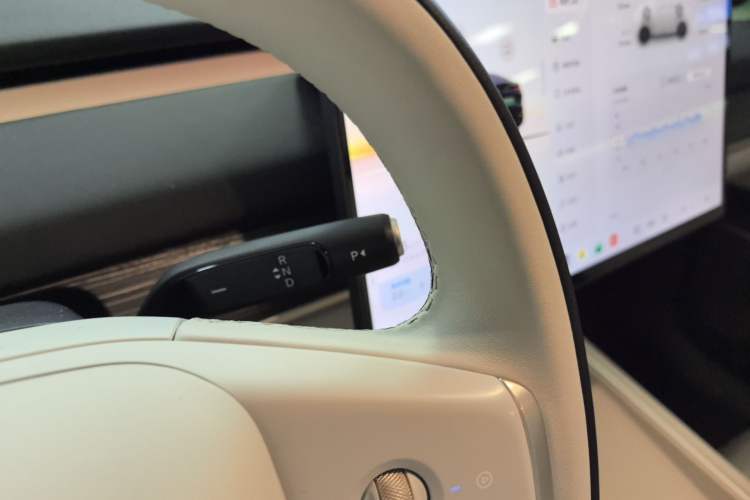 Used ONVO L60 2024 60 kWh Rear-Drive Version Gear Lever