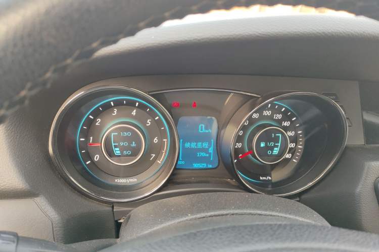 Used BAIC Senova D50 2014 1.5L manual standard version