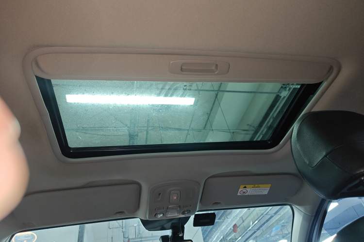 Used Citroen C4L 2014 1.8L Intelligent Drive Automatic Dynamic Model Headliner