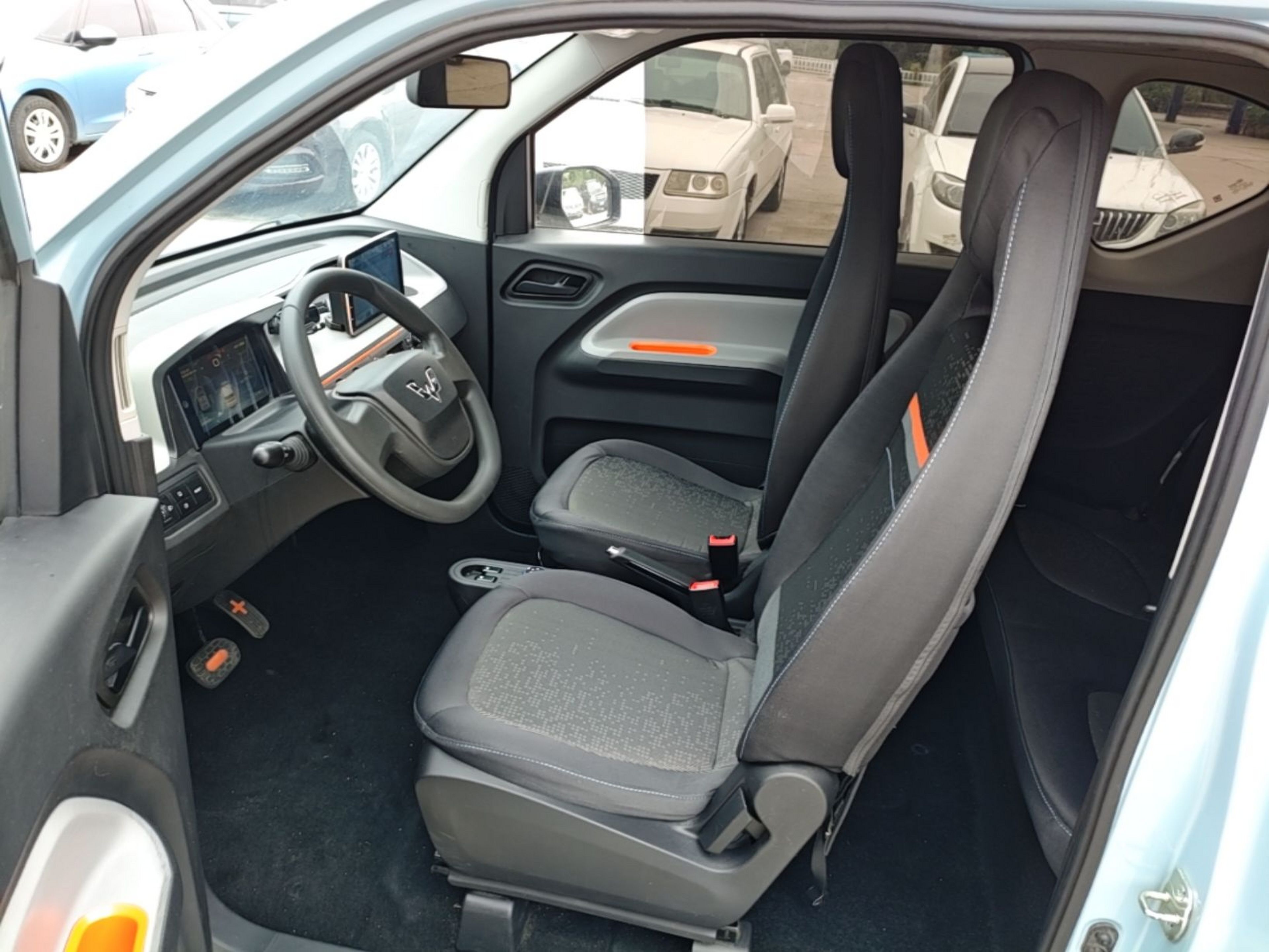 Vordere Reihe im Auto