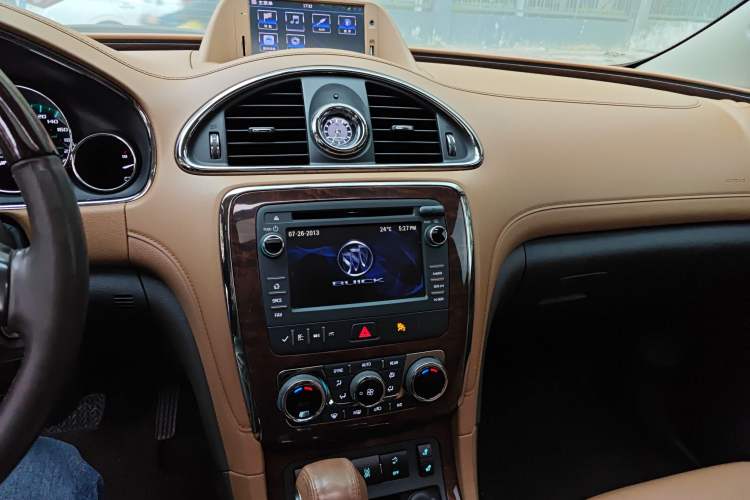 Used Buick Enclave 2014 3.6L Two-Wheel Drive Elite Comfort Version
