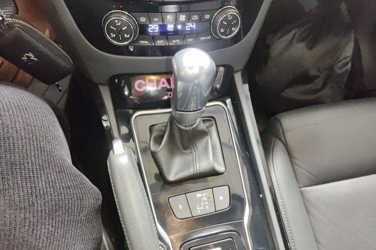 Used Peugeot 508 2013 2.0L 2nd Anniversary Edition Automatic Smart Enjoyment Version
