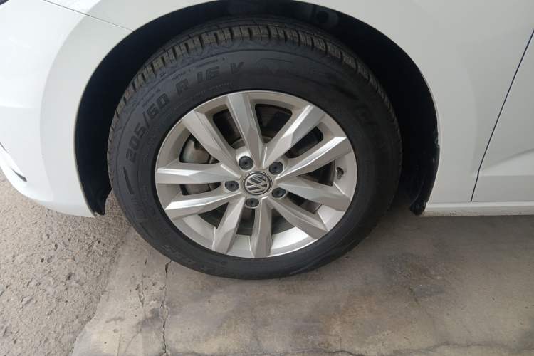 Used Volkswagen Touran 2021 Volkswagen Touran L 280TSI DSG Style Edition 7 Seats
