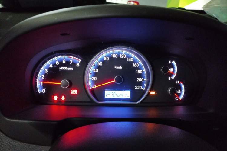 Used Hyundai Celesta 2011 1.6L Automatic Comfort Edition
