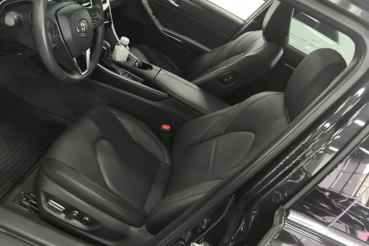 Used Toyota Avalon 2023 2.5L Luxury Edition