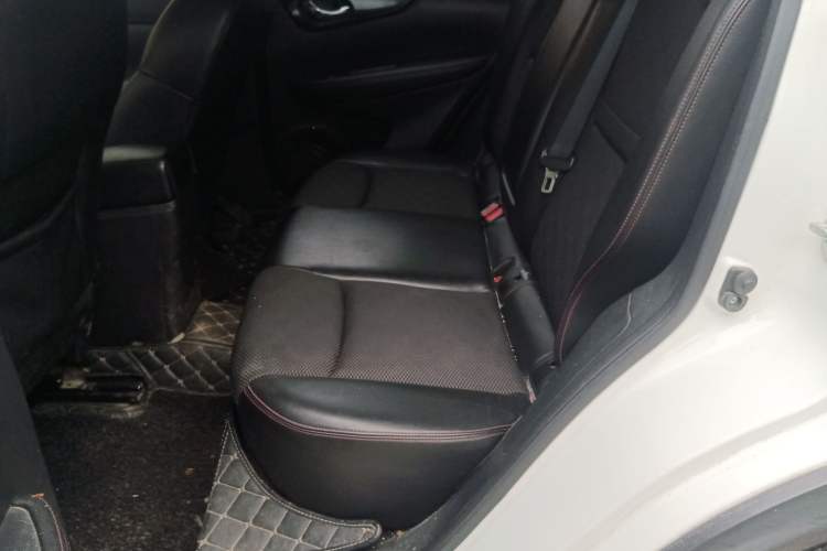 Used Nissan Qashqai 2017 2.0L CVT Elite Edition China V Standard Left Rear Seat