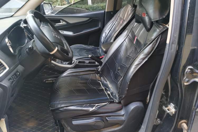 Used Baojun 560 2015 1.8L manual Comfort trim level Left Front Seat