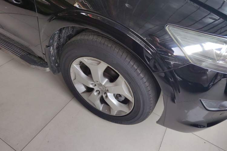 Used Honda Crosstour 2011 3.5L Flagship Edition Right Front Wheel Hub