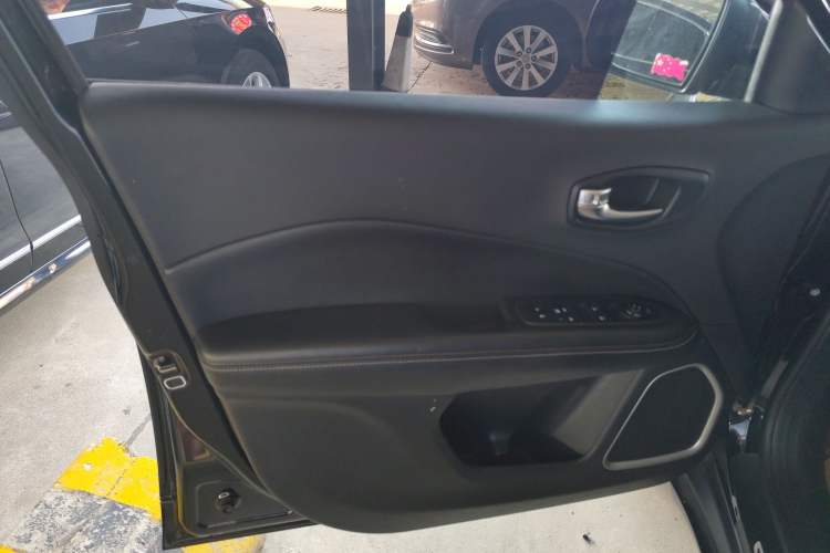 Used Jeep Compass 2020 220T Automatic Leading Edition