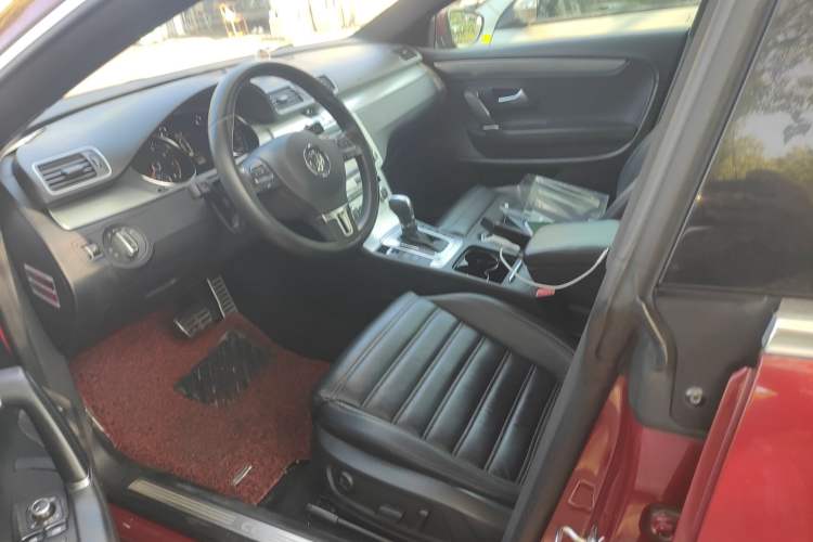 Used Volkswagen FAW-Volkswagen CC 2013 1.8TSI Prestige Model Left Front Seat