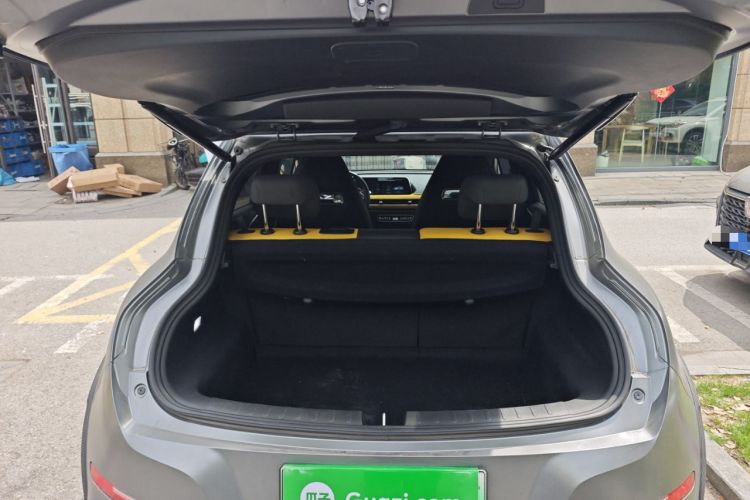 Used ORA Good Cat GT 2024 Mulan Edition 401 km Range Luxury Version 126 kW Trunk