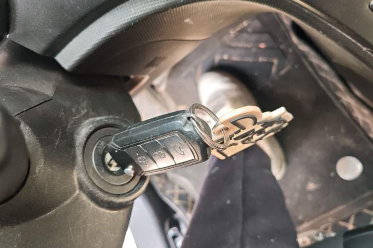 Used GAC Trumpchi GA3 2013 1.6L Manual Elite Edition
