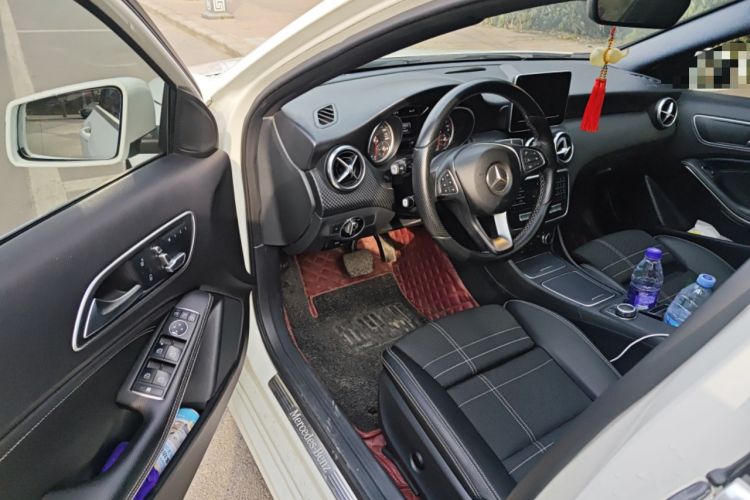 Used Mercedes-Benz A-Class 2016 A 200 Fashion Model
