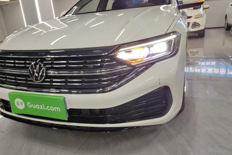 Used Volkswagen Sagitar 2025 300TSI DSG Excellence Edition Left Front Headlight