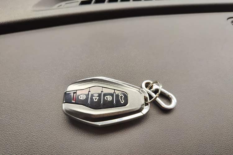 Used JETOUR X70 PLUS 2021 1.5T DCT Mountain 7-Seater
