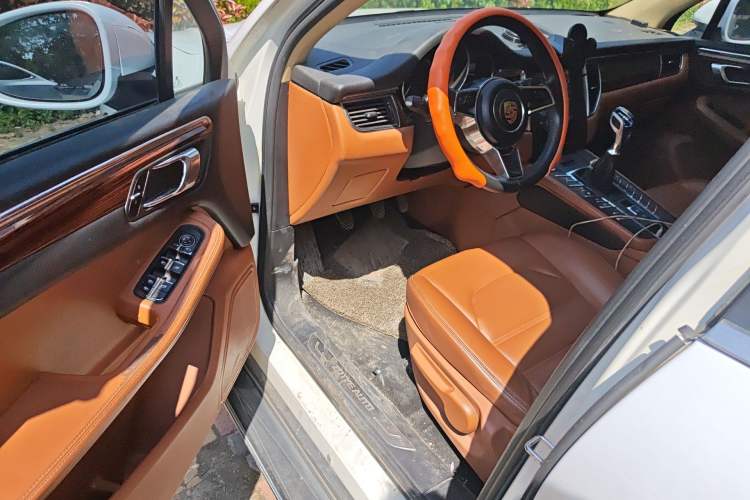 Used Zotye SR9 2017 2.0T Manual "Ultimate Light" Edition