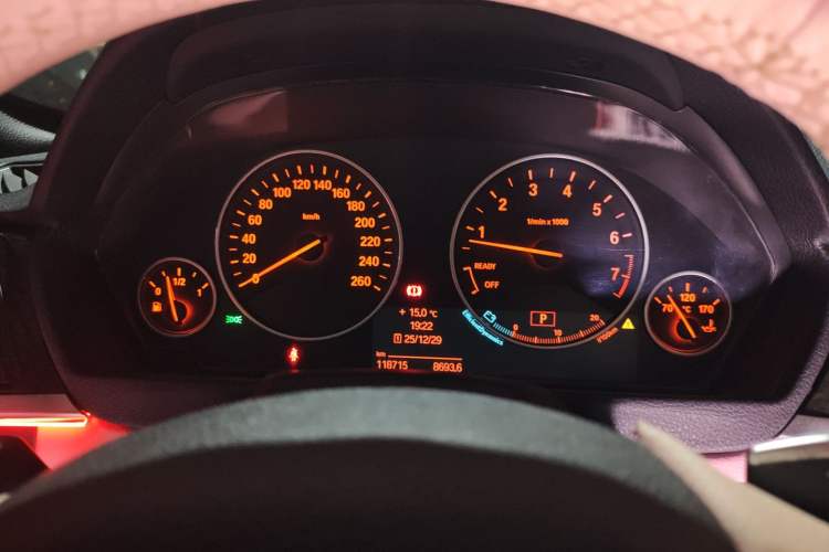 Used BMW 4 Series 2014 428i Convertible Luxury Design Package