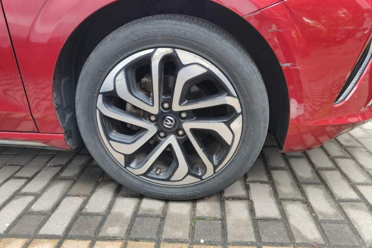 Used CHANGAN Eado 2018 1.6L GDI Manual Trendy Model China V Standard Right Front Wheel Hub